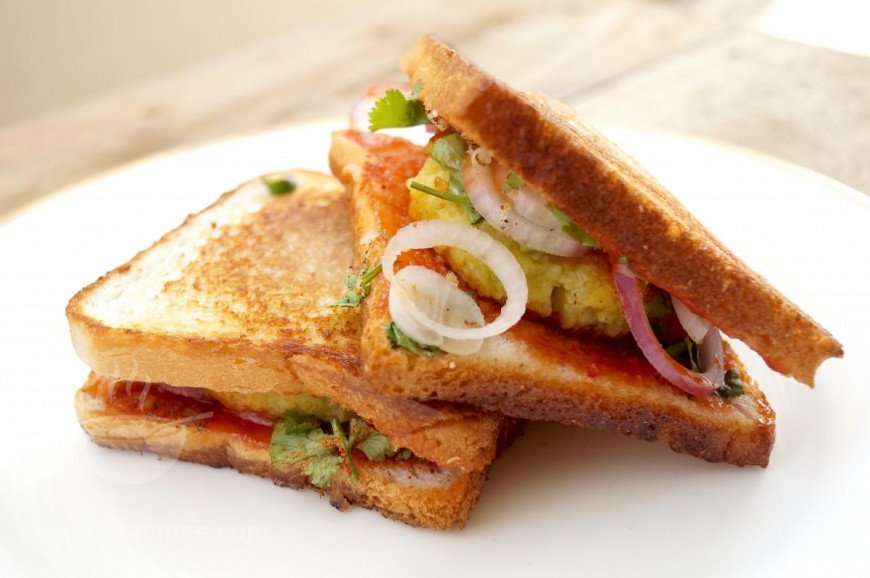 veg aalu tikka sandwich